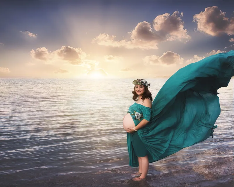 Maternity photograph 3 by Bella Volto Photo
